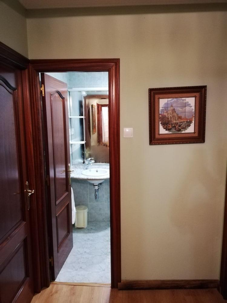 Hostal Restaurante La Cepa Cariño Dış mekan fotoğraf